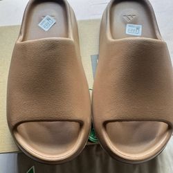 Adidas Men's Yeezy Slides Flax 2022 FZ5896 Size 9 Brand New!