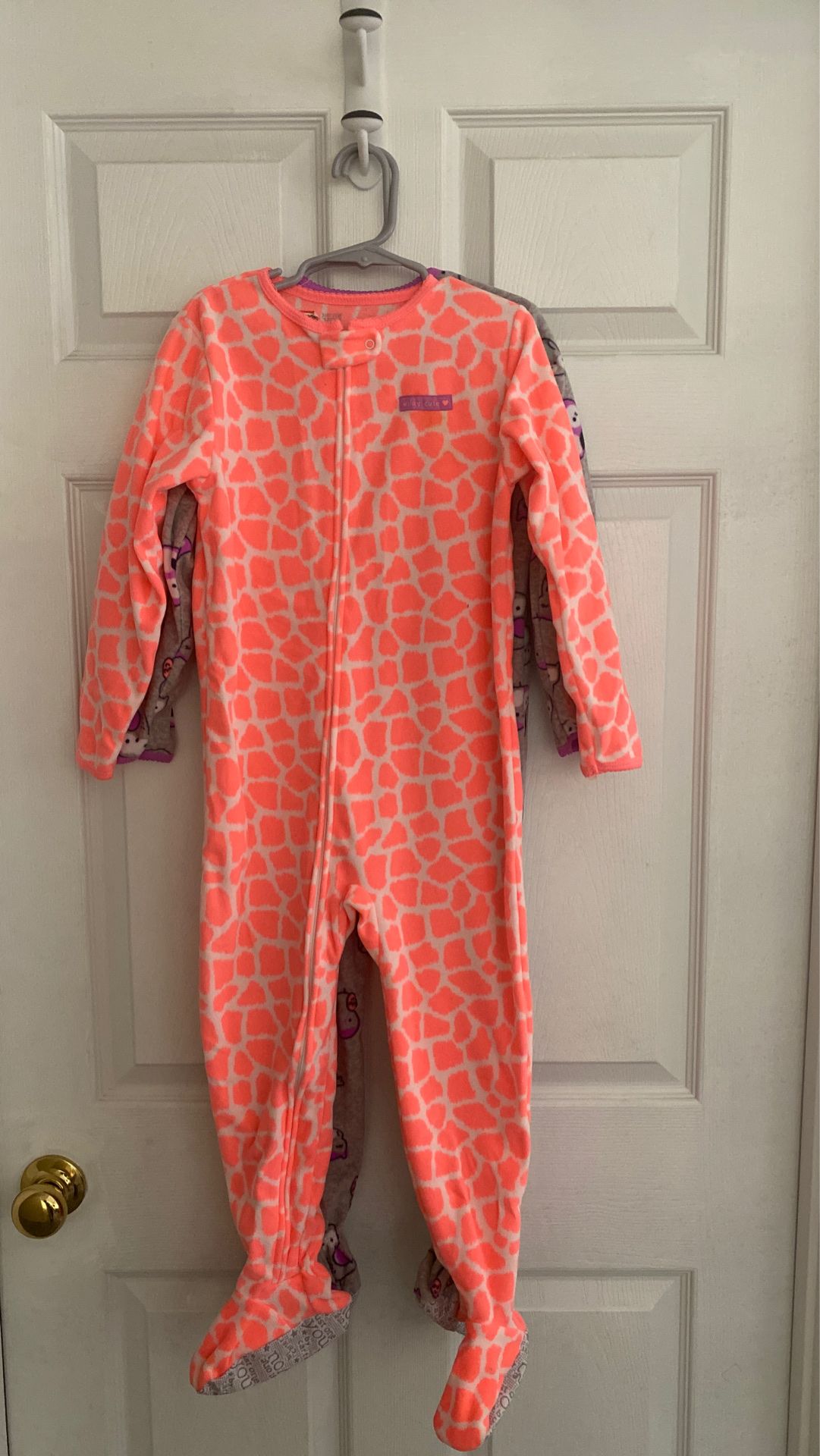 Carter’s fleece onesie pair | 5T | never worn
