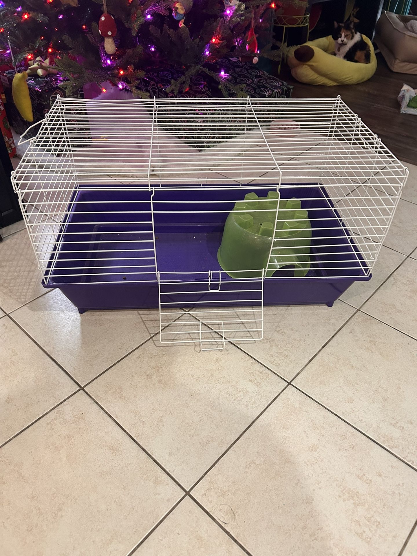 Small Animal Cage With Hideout