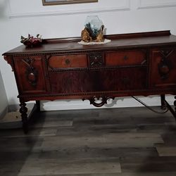 Buffet Cabinet