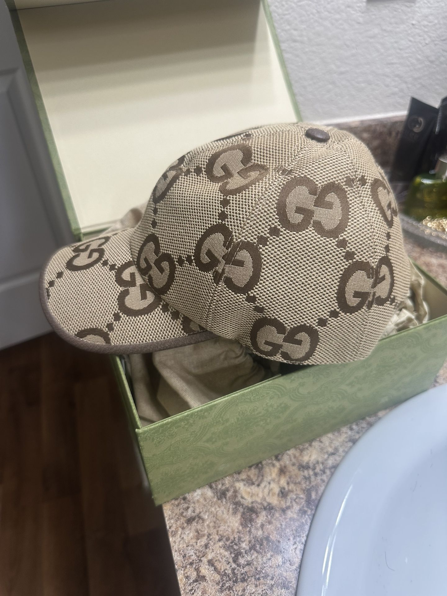 Gucci Hat Jumbo GG