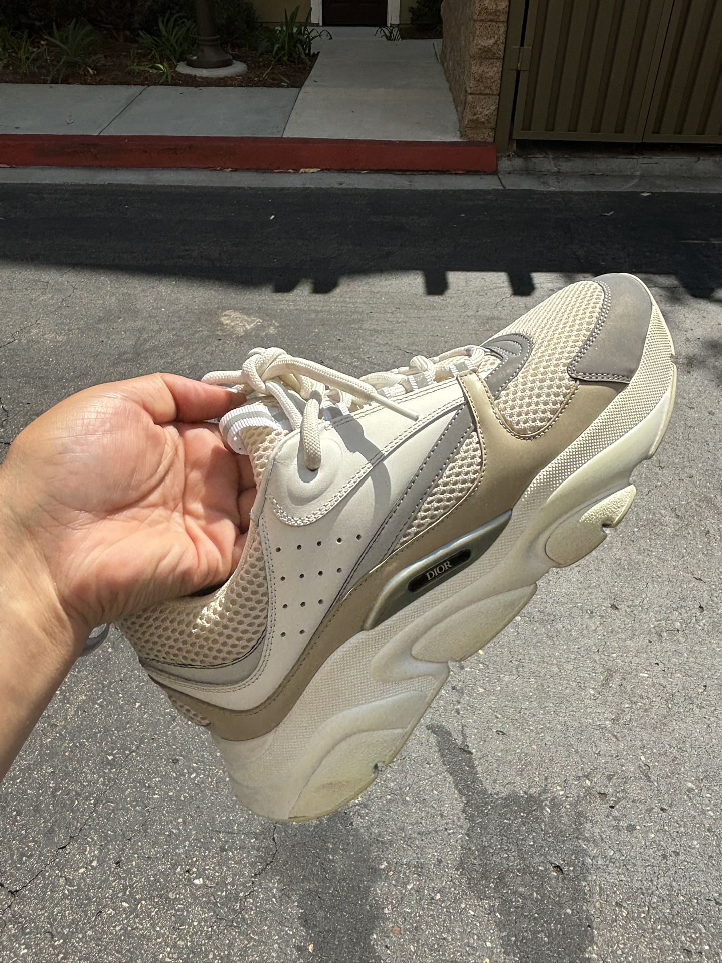 DIOR B22 SNEAKERS ONLY WORN ONCE