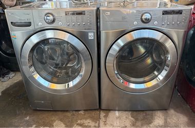 LG. WASHER AND GAS DRYER