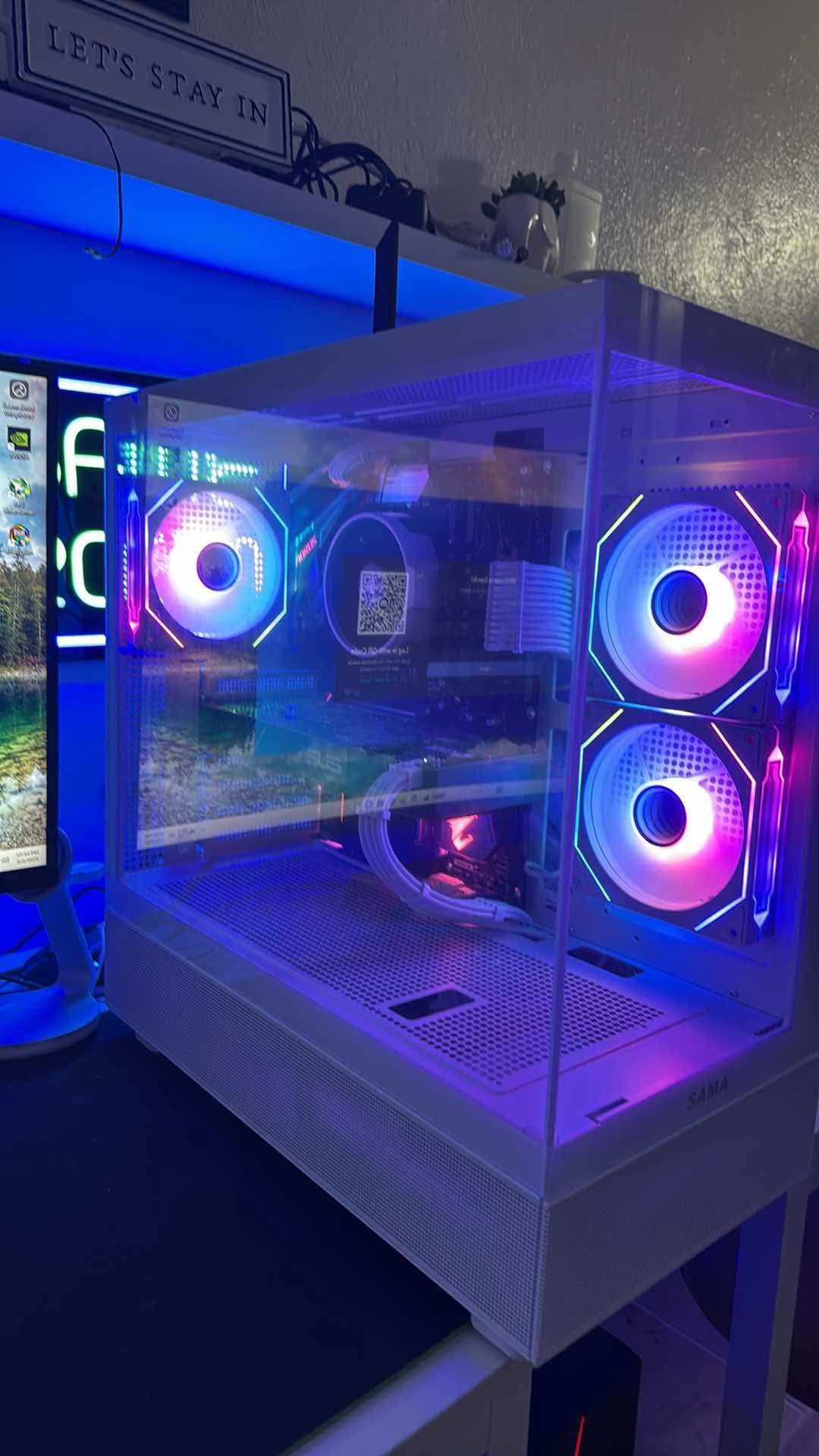 WHITE GAMING PC