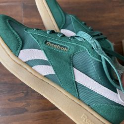 Reebok Sneakers 