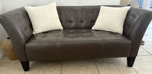 Couches Set 4 Pieces 2 couches 2 chairs and free painting