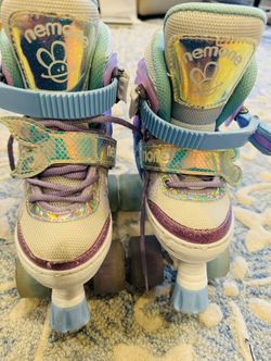 Kids Roller Skate: Excellent Condition: Size 10C-13C ( Small, Age 4-8)
