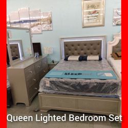 🤗 Champagne Color Queen Bedroom Set 