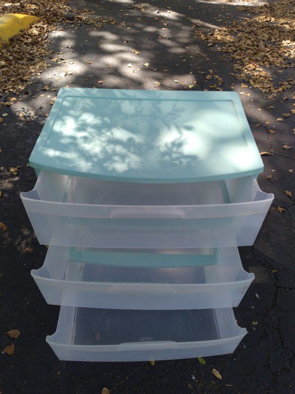 Plastic Storage Drawers 22 By 15 By 23