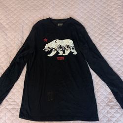 Levi’s Black Long Sleeve
