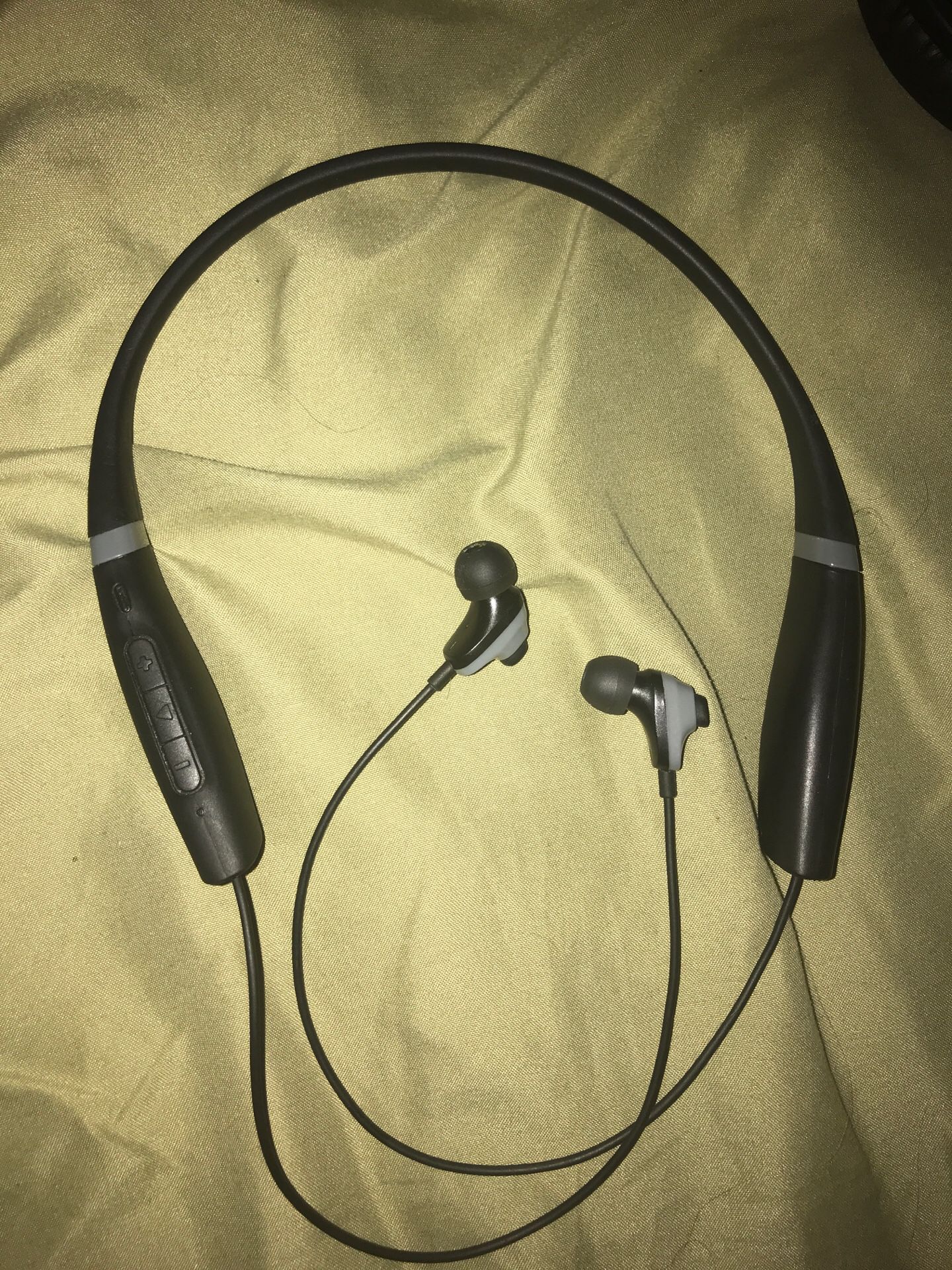 Jam Bluetooth earbuds