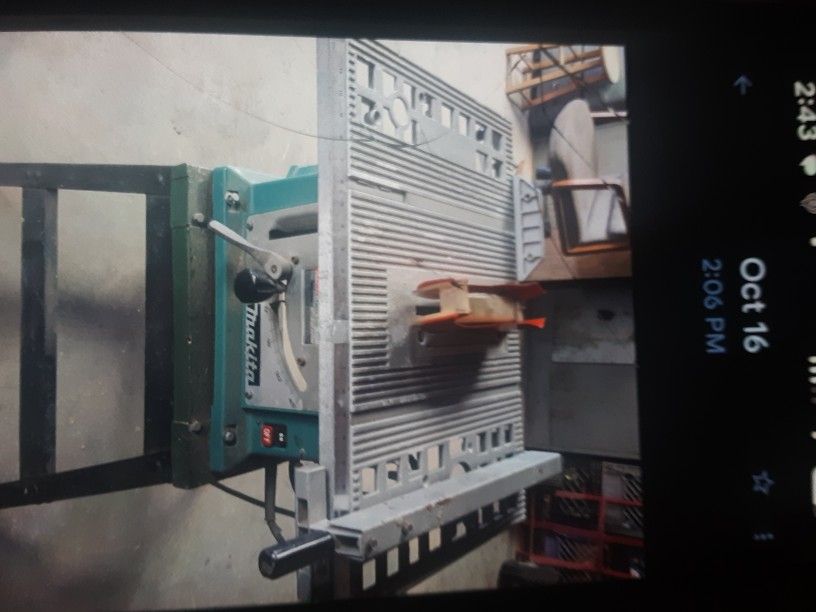  Makita Table Saw