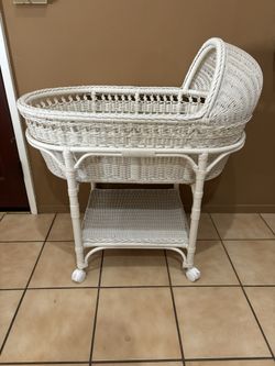 Pottery Barn Bassinet