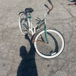 Schwinn Women Beach Cruiser