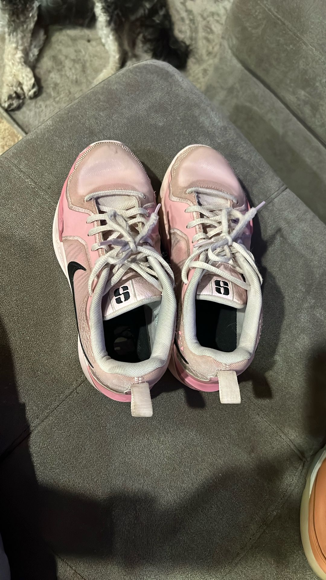 Sabrina 2 Basketball Shoe Pink Size 5y