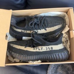 Yeezy 350 “Core Black Green”