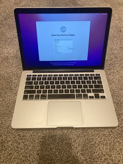 Apple MacBook Pro 13.3” (128Gb Intel Core i5 2.7Ghz, 8 GB Ram Laptop)