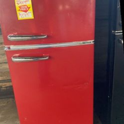 GALANZ GLR76TRDER 7.6 ft.³