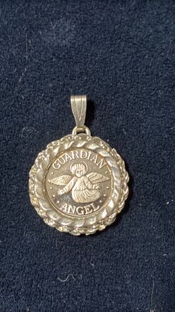 Sterling silver pendant
