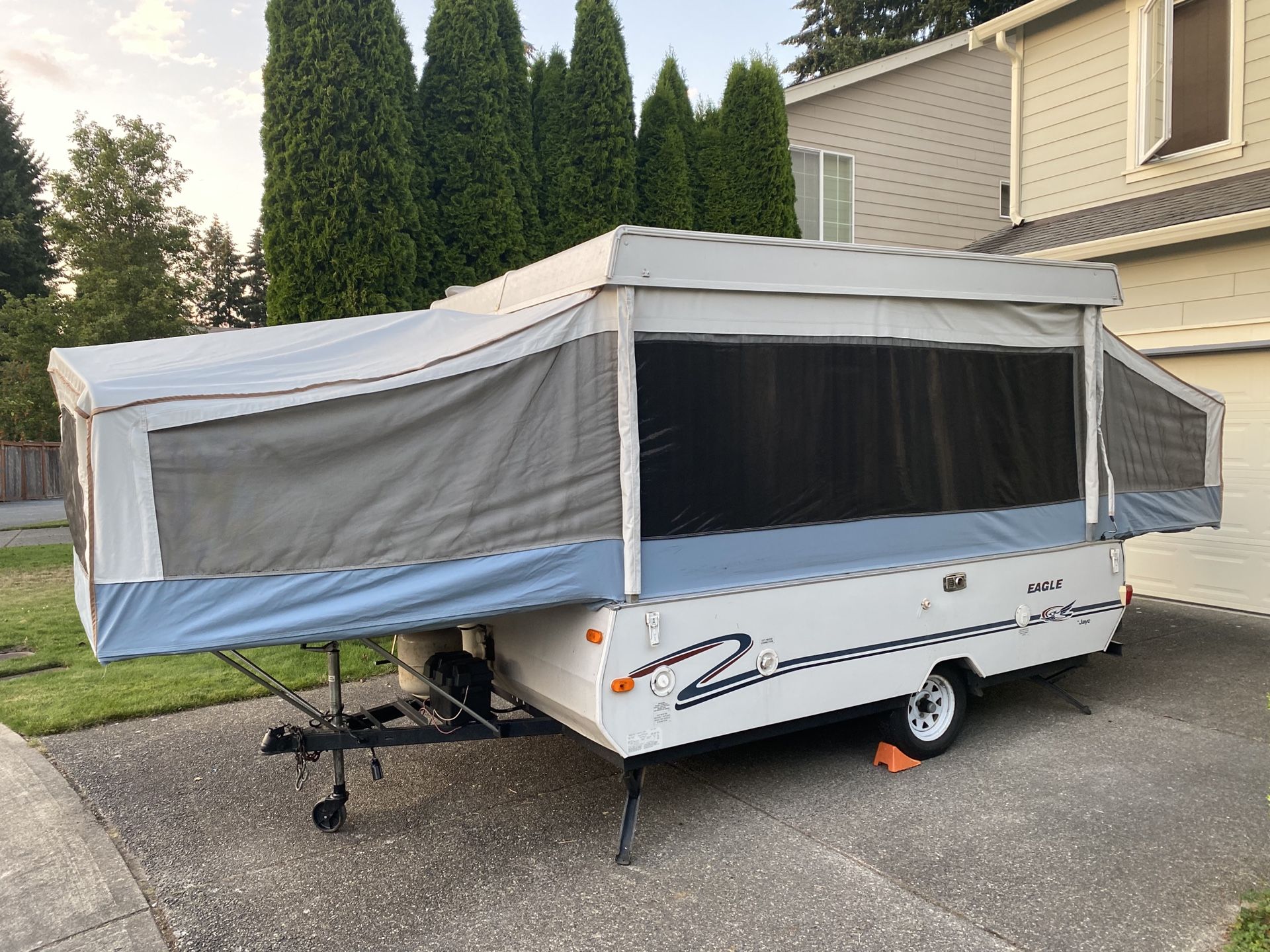 2000 Jayco Eagle 10UD Pop Up Camper Trailer for Sale in Renton, WA