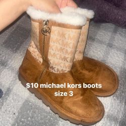 Michael Kors boots size 3