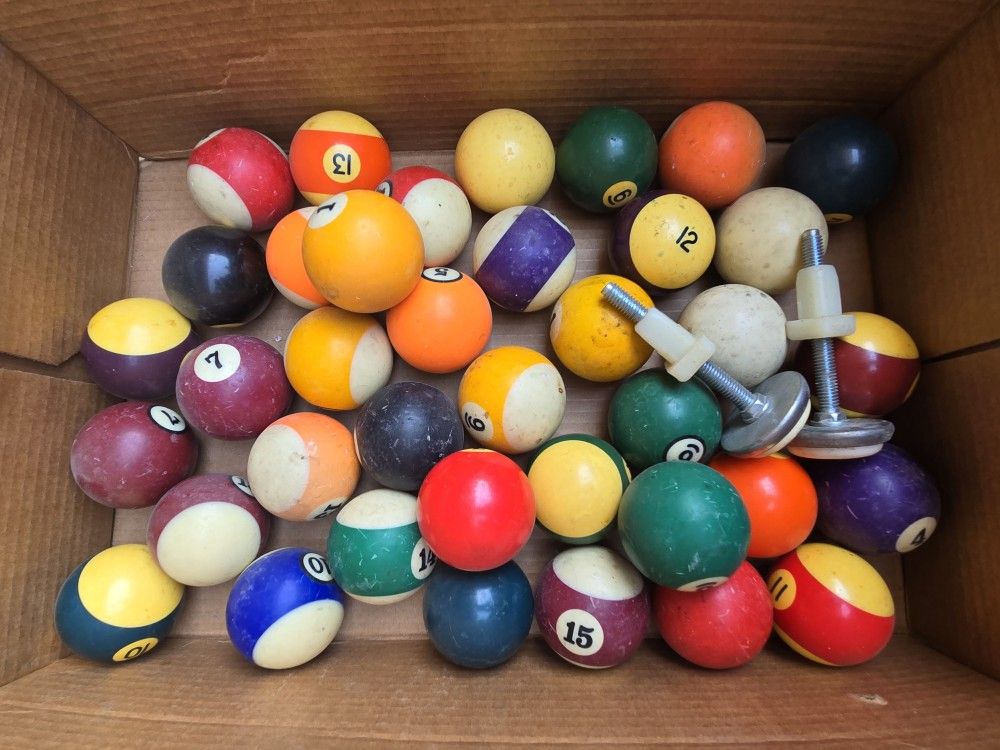 pool table balls