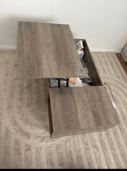 Lift up coffee table