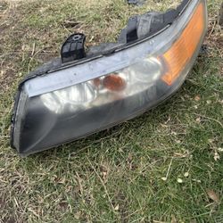 07 Tsx Driver Side Headlight