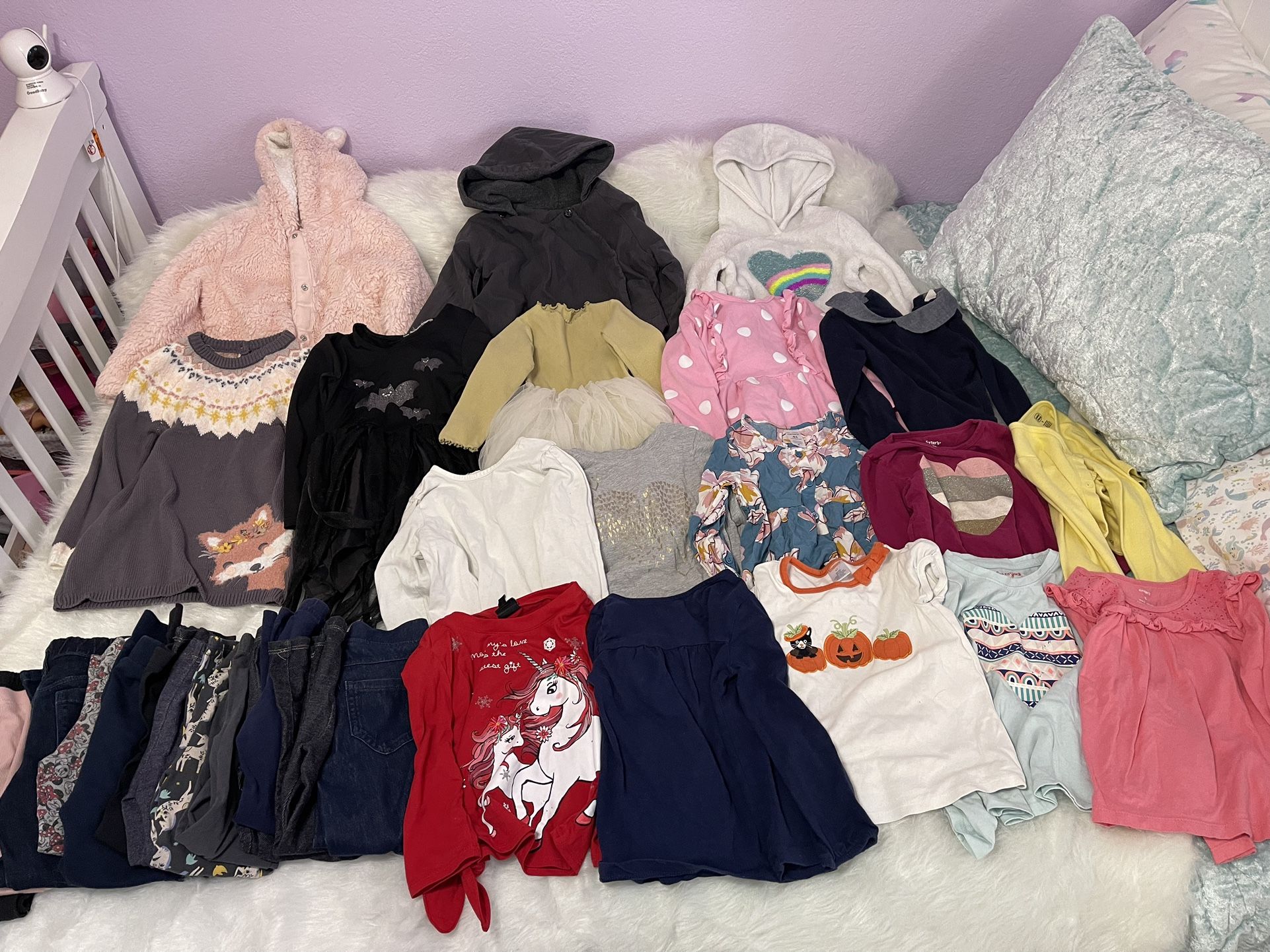 Lot Of Girls 4T Fall And Winter Clothes
