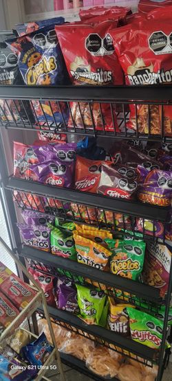 Chips Y Jugos Mexicanos