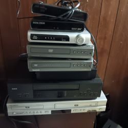 Vcr Blu-ray DVD Players Also Have Speakers Mak Offer