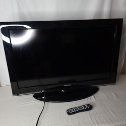 Toshiba 32 Inch TV Great Condition (Is Not Smart TV But Great For A Firestick Or Roko)