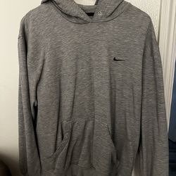 Men’s gray hoodie Nike sweatshirt x large *sport athletic pullover casual name brand*
