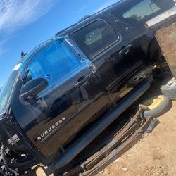 2014 CHEVY SUBURBAN FOR PARTS