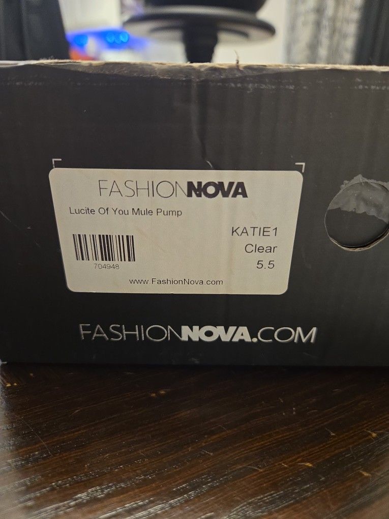Fashion Nova 5.5