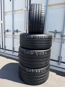 245/35/20-305/30/20 Michelin set of 4
