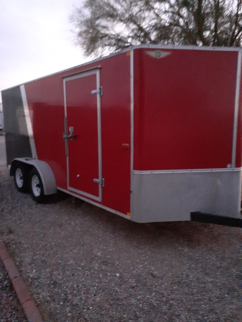 Enclosed trailer 7 x 16 plus. Nose