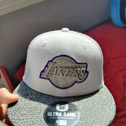 Los Angeles Lakers White Snapback Hat