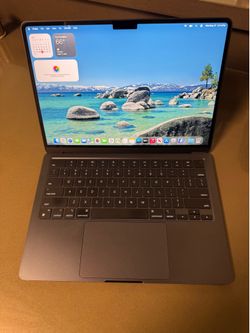 MacBook Air 13” 2022 M2/8GB/256GB