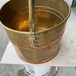 Vintage lion head bucket