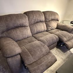 Reclining Couch 