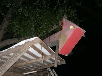 Vintage 8 ft metal  light up arrow