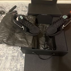 Nike Sabrina 2 LX  Unisex Women’s 11 Or Men’s 9 1/2