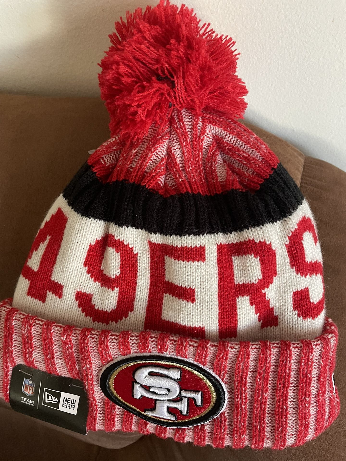 San Francisco 49ers New Era NFL Sideline Knit Hat for Sale in Bedford Park,  IL - OfferUp