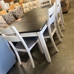 Brand new dinette, 888