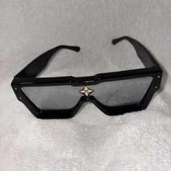Louis Vuitton Cyclon For Sale 