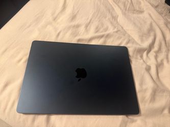 Mint 15" MacBook Air (16GB RAM / 512GB) – Active AppleCare+ Warranty