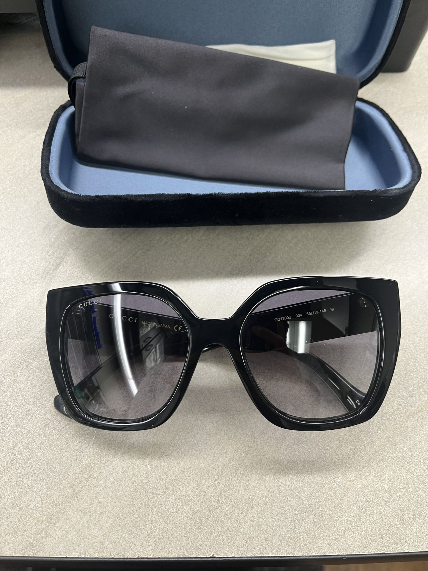 Gucci Women Sunglasses 