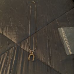 Sterling silver necklace horseshoe 20 inches