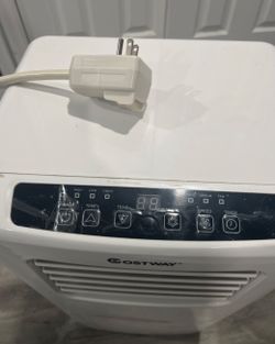 Costway Portable Air Conditioner / Dehumidifier